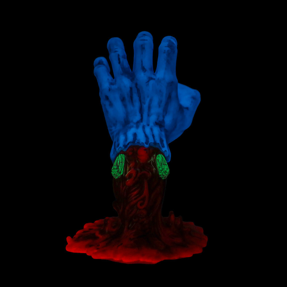 KIDROBOT x Santa Cruz 40th Anniversary Screaming Hand 9" Glow-In-The-Dark Vinyl Art Figure - Happyart 74.95 USD